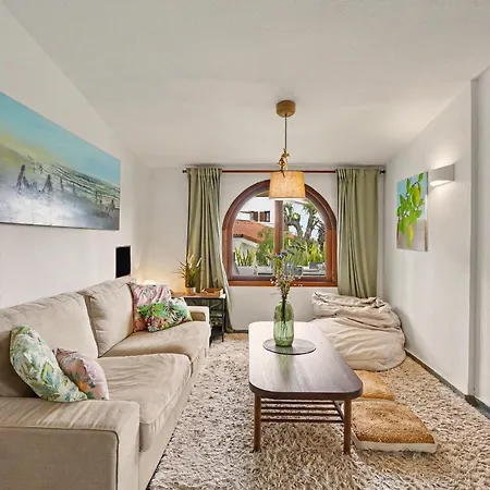 Holiday home Private Pool And Ocean Views Chayofa